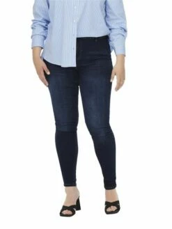 Carmakoma By Only Damen Jeans CARHUBA - Skinny Fit - Blau - Dark Blue Denim - Plus Size 23 Carmakoma By Only Damen Jeans CARHUBA - Skinny Fit - Blau - Dark Blue Denim - Plus Size -JEANS DIRECT Verkäufe 46076 on 3843237 front1 1